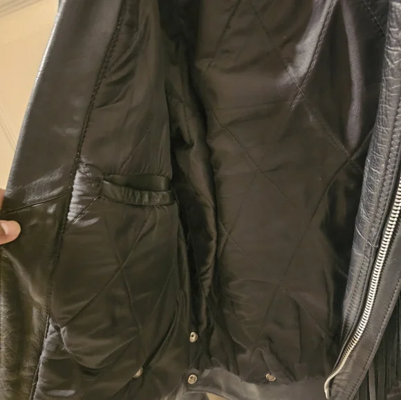 100% Genuine Leather Jacket......... Make me a fair offer !! - Picture 6 of 7